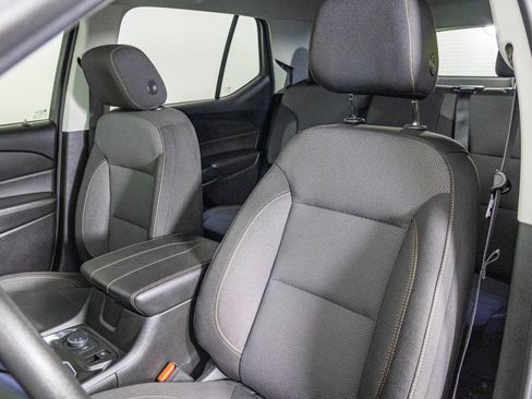 Used 2019 Chevrolet Traverse LS image 19