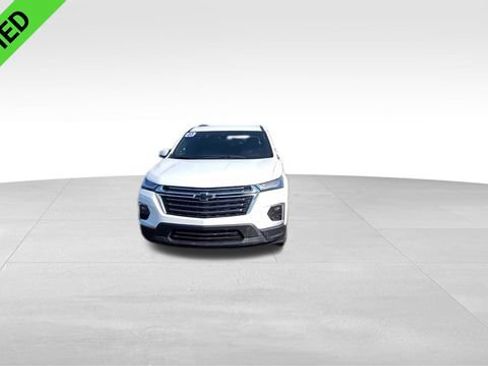 Certified 2023 Chevrolet Traverse LT w/ LPO, Floor Liner Package image 4