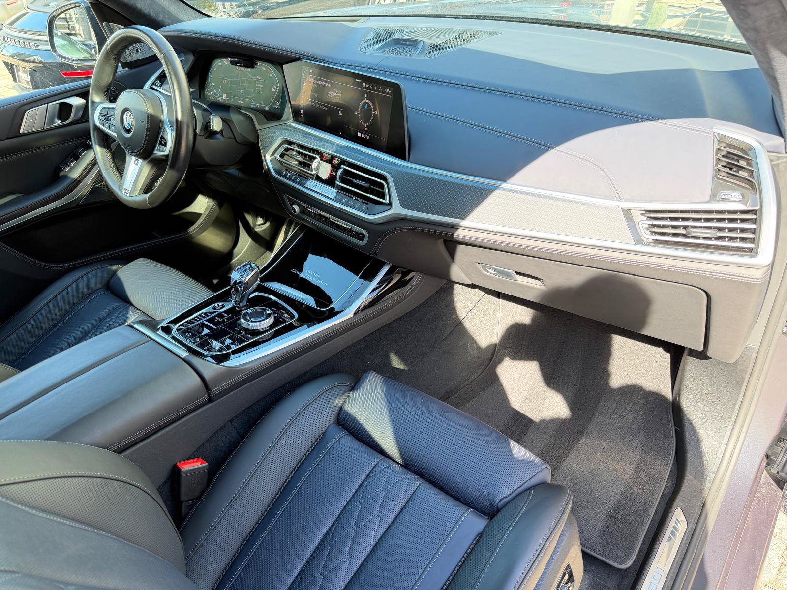Used 2021 BMW X7 M50i AWD/4WD image 49