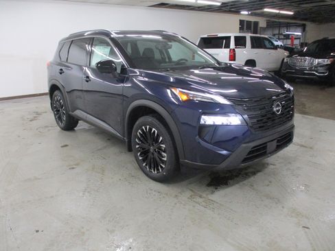 New 2026 Nissan Rogue SV image 3