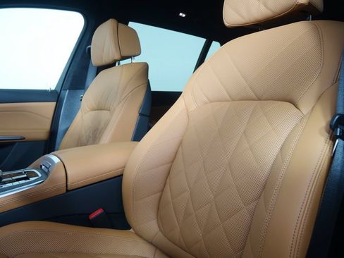 New 2027 BMW X7 xDrive40i AWD/4WD image 11