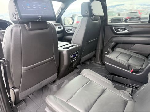 Used 2021 Chevrolet Tahoe Z71 w/ Luxury Package image 32