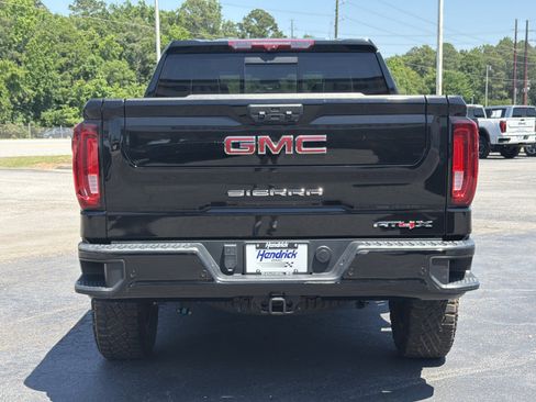 Used 2024 GMC Sierra 1500 AT4X AWD/4WD image 11