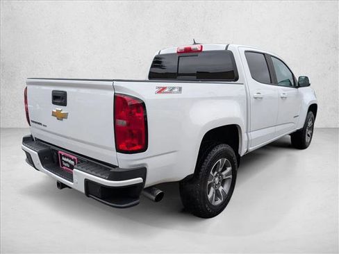 Used 2019 Chevrolet Colorado Z71 AWD/4WD image 5