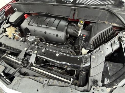 Used 2016 Chevrolet Traverse LT w/ Style and Technology Package image 30