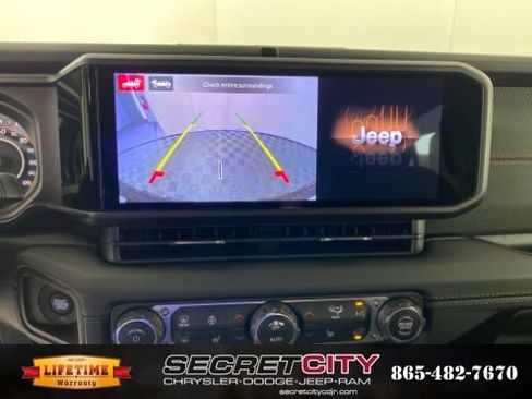 New 2026 Jeep Wrangler Unlimited Rubicon w/ Whitecap Package AWD/4WD image 21