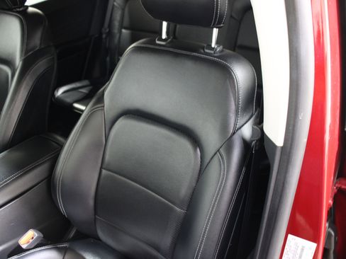 Used 2022 Ford Escape SEL image 4