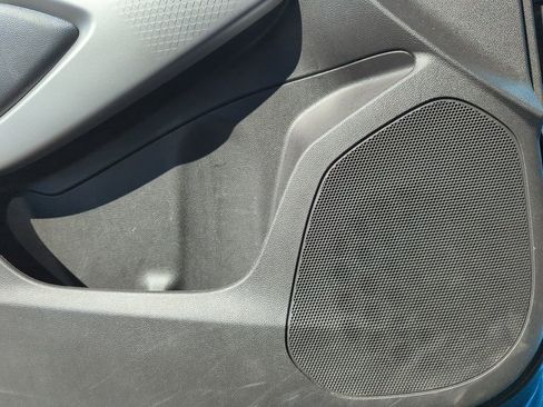 Used 2025 Chevrolet Trax LS w/ Driver Confidence Package image 30