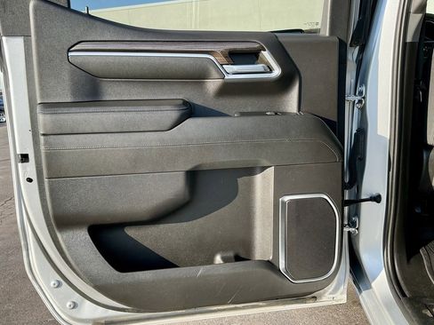 Used 2022 Chevrolet Silverado 1500 RST image 31