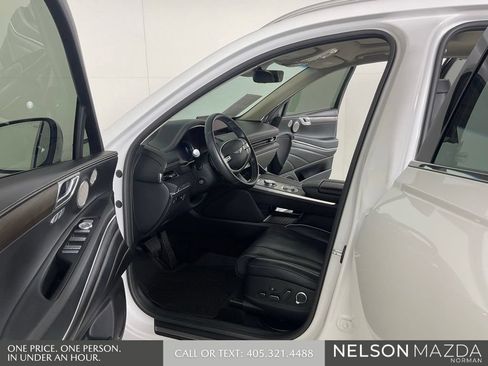 Used 2023 Genesis GV80 3.5T Advanced + AWD/4WD image 11