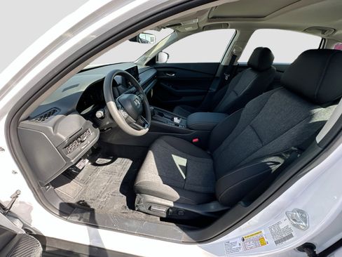 New 2025 Honda Accord SE image 15