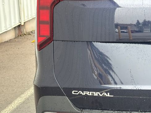New 2026 Kia Carnival image 7