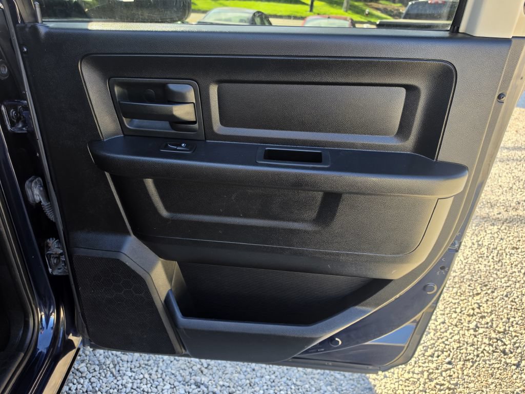 Used 2013 RAM 1500 Express AWD/4WD image 22