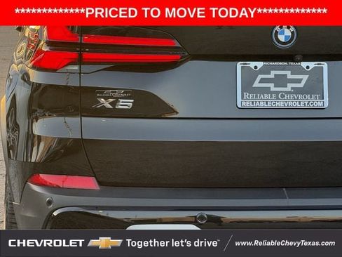Used 2024 BMW X5 xDrive50e w/ Parking Assistance Package AWD/4WD image 9