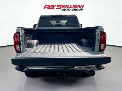 Used 2026 GMC Sierra 2500 SLE w/ SLE Value Package; AWD/4WD image 13