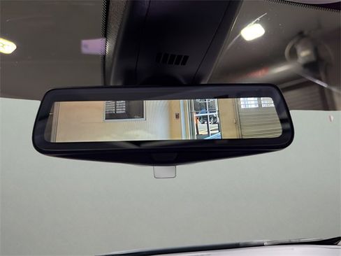 Used 2020 Buick Enclave Avenir w/ Avenir Technology Package image 26