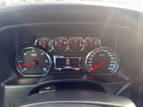 Used 2018 Chevrolet Silverado 1500 LT w/ All Star Edition image 9