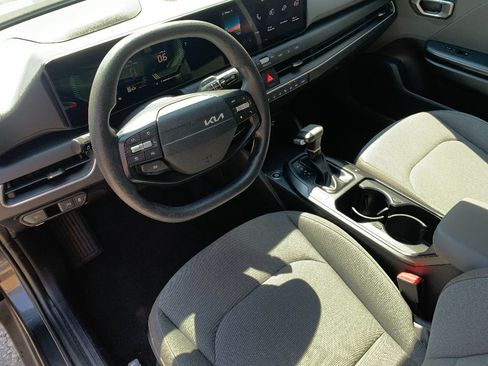Used 2025 Kia K4 FWD image 10