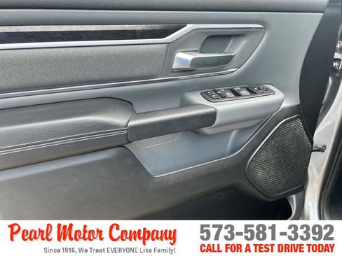Used 2023 RAM 1500 Big Horn AWD/4WD image 9