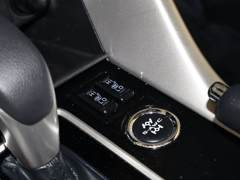 Used 2023 Mitsubishi Eclipse Cross LE image 30