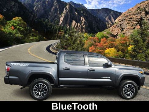 Used 2023 Toyota Tacoma TRD Sport image 3