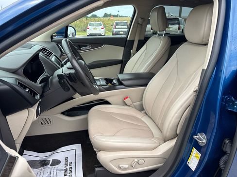 Used 2020 Lincoln Nautilus Reserve FWD image 17