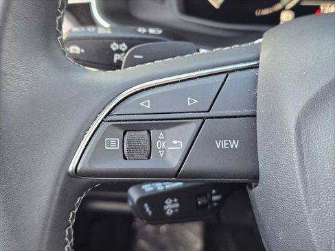 Certified 2025 Audi Q7 2.0T Premium w/ Convenience Plus Package AWD/4WD image 37