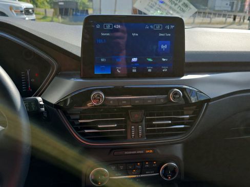 Used 2024 Ford Escape Active image 19