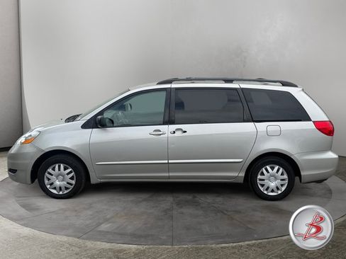 Used 2006 Toyota Sienna CE image 4