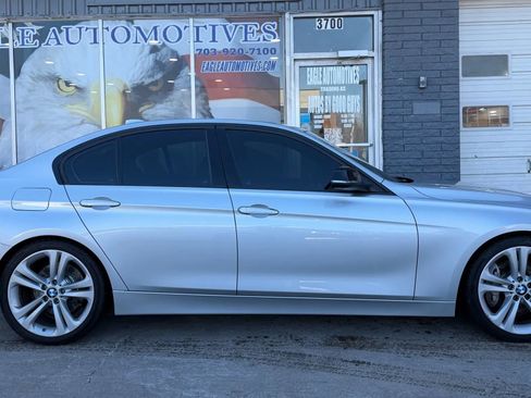 Used 2013 BMW 335i Sedan RWD image 2