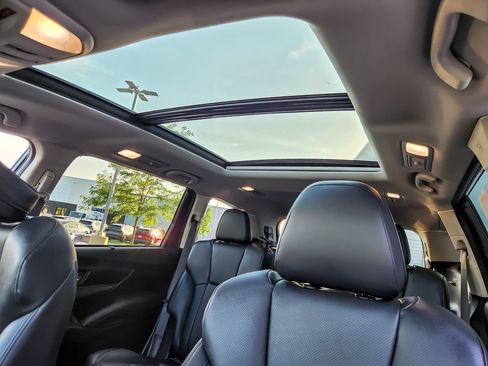 Certified 2026 Subaru Ascent Bronze Edition AWD/4WD image 9