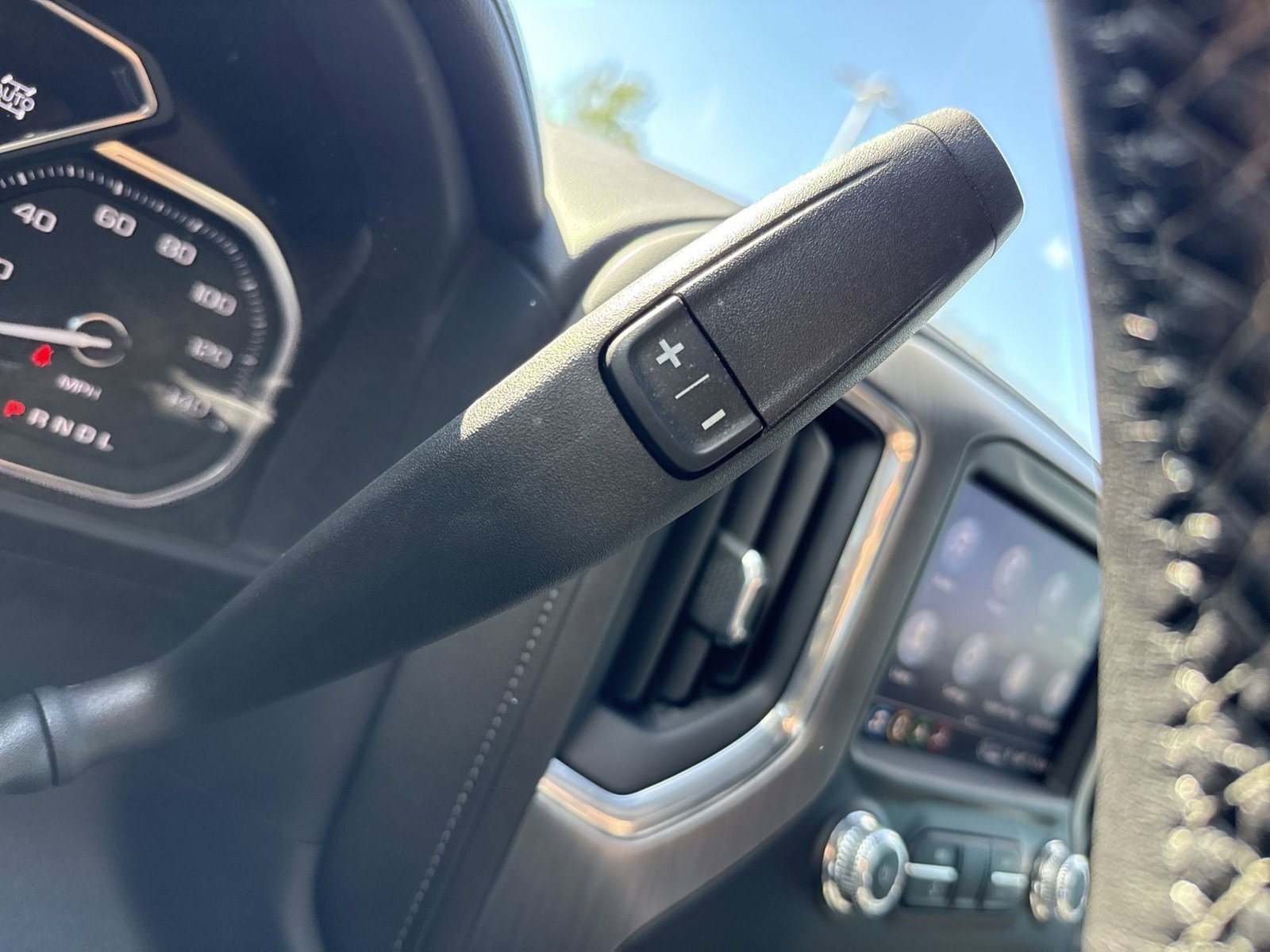 Used 2022 GMC Sierra 1500 Denali w/ Denali Premium Package AWD/4WD image 21