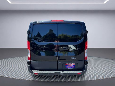Used 2018 Ford Transit 150 130 Low Roof w/ Exterior Upgrade Package RWD image 5