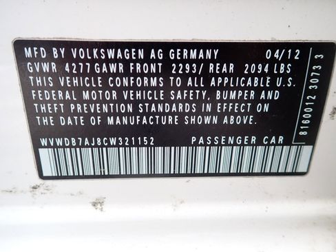 Used 2012 Volkswagen Golf 2.5L Conv & Sunroof 4 Door PZE image 32