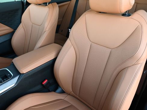 Certified 2025 BMW 230i Coupe image 9