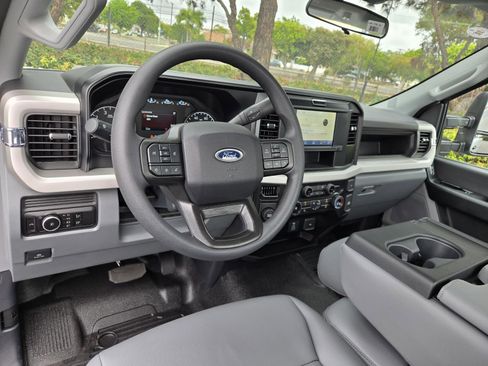 New 2026 Ford F250 XL w/ XL Chrome Package image 8