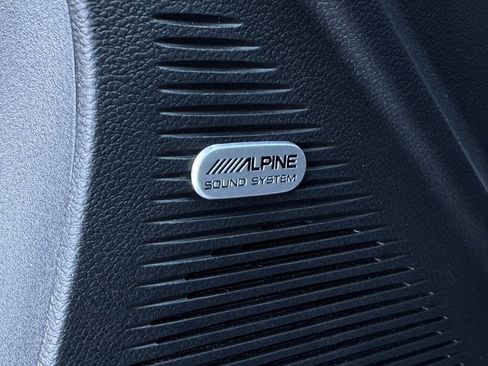 Used 2022 Dodge Challenger R/T Scat Pack image 9