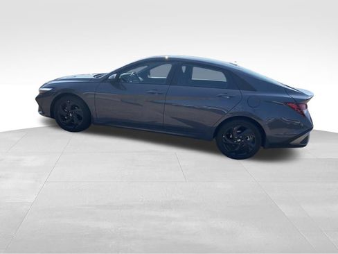 Used 2026 Hyundai Elantra Sport FWD image 26