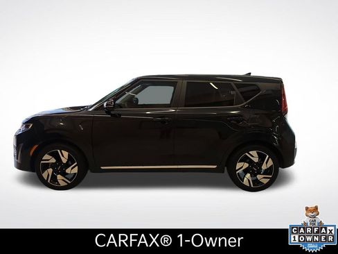 Certified 2025 Kia Soul GT-Line w/ GT-Line Technology Package FWD image 2
