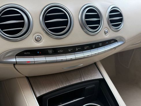 Used 2019 Mercedes-Benz S 560 4MATIC Coupe image 31