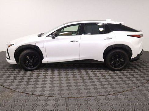 Certified 2025 Lexus RZ 300e w/ Cold Area Package FWD image 5