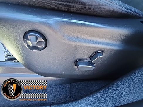 Certified 2022 Jeep Grand Cherokee Laredo X image 33