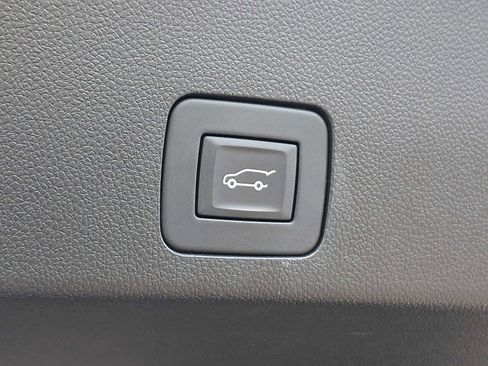 Certified 2024 Buick Encore GX Avenir w/ Avenir Convenience Package image 31