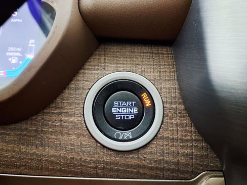 Used 2024 RAM 3500 Limited w/ Towing Technology Group image 23