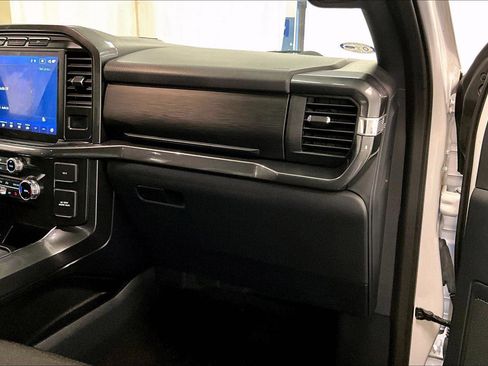 Used 2022 Ford F150 XLT w/ Equipment Group 302A High image 15