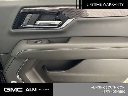 New 2026 GMC Yukon XL Elevation AWD/4WD image 18