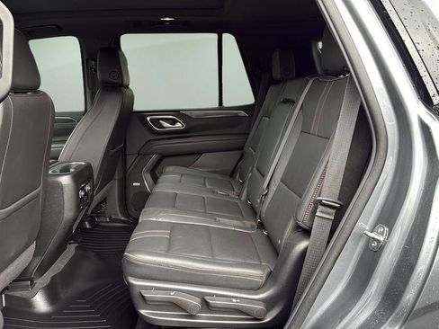 Used 2022 Chevrolet Tahoe RST AWD/4WD image 15