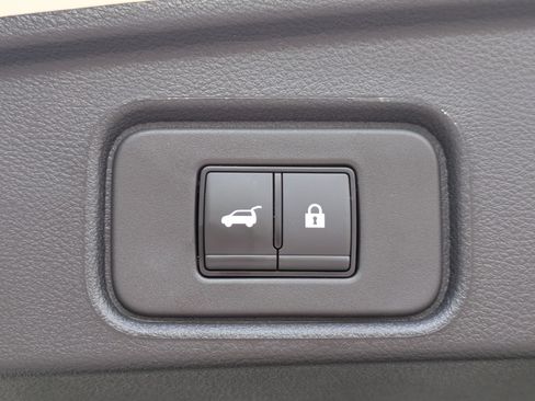 Used 2025 Nissan Pathfinder Rock Creek AWD/4WD image 31