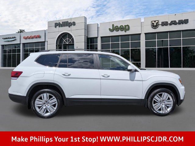 Used 2020 Volkswagen Atlas SE w/ Panoramic Sunroof Package FWD image 2