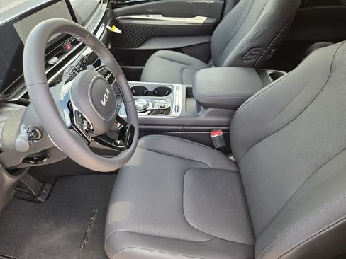 New 2026 Kia Carnival SX Prestige FWD image 9